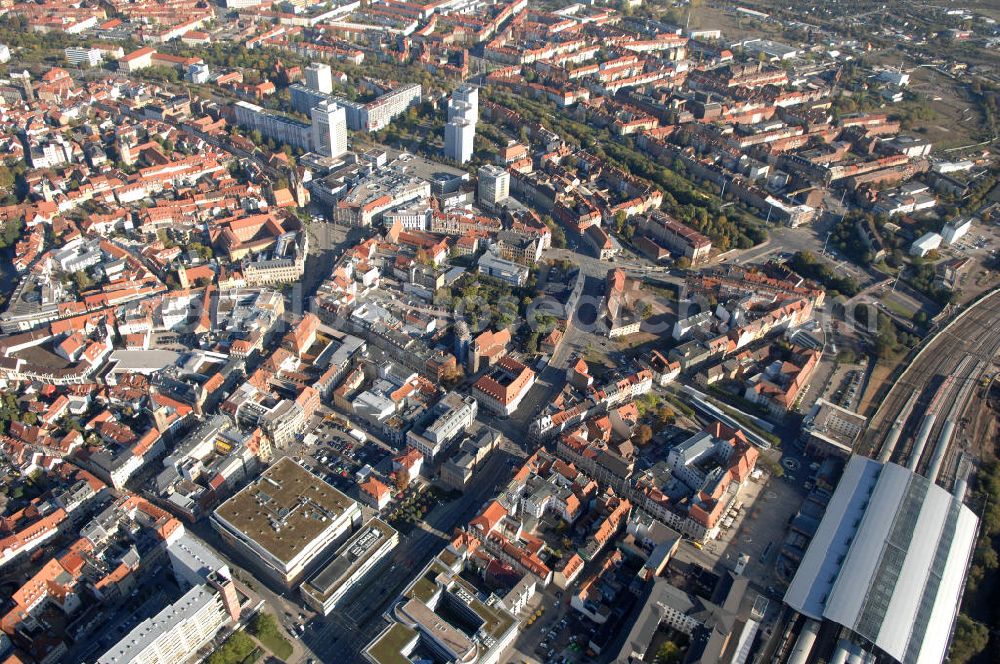 Aerial image Erfurt - Blick auf das Areal am Hauptbahnhof an der Bahnhofstraße.