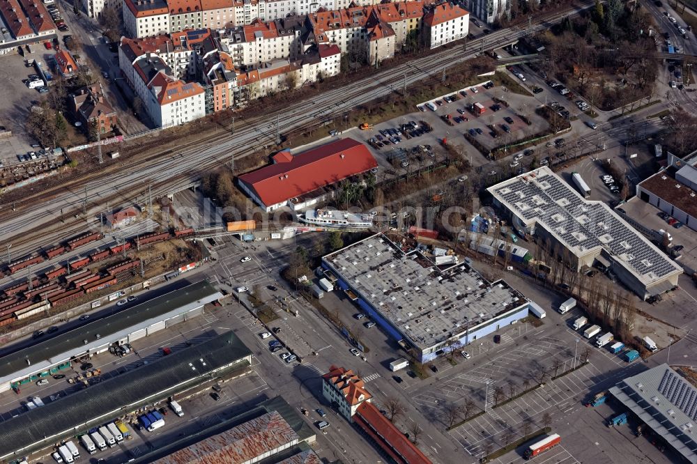 Aerial image München - The sampled excursion steamers MS Utting on the laid-down railway bridge above the Lagerhausstrasse in Munich Sendling in the state of Bavaria is to be used as a cafe and cultural facility for the art project Bahnwaerter Thiel from summer 2017 onwards