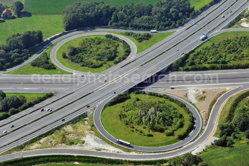 Bielefeld from the bird's eye view: View at the mortorway crossing Bielefeld in the Senner district of Bielefeld. It connects the motorways A 2 and A 33