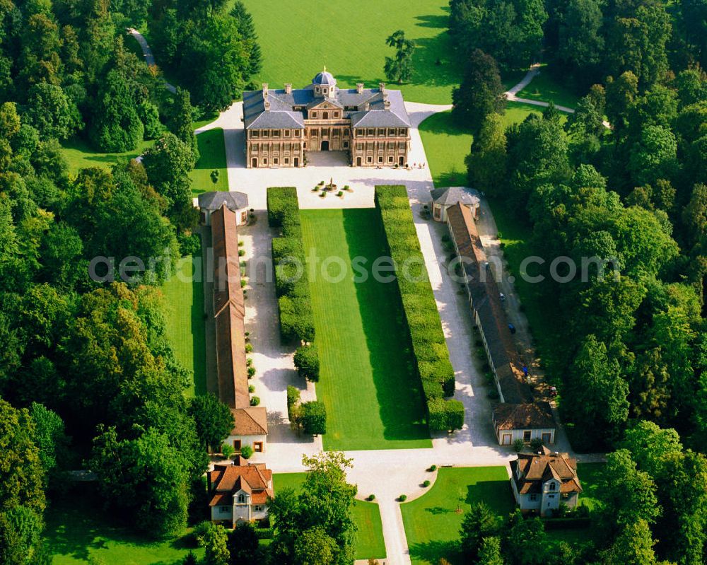 Aerial photograph Baden-Württemberg - Photo of the chateau Favorite, which was built by Johann Michael Ludwig Rohrer between 1710 and 1730 in Rastatt-Förch. Client was the Margravine Sibylla Augusta of Baden. Schloss Favorite is the oldest German porcelain palace