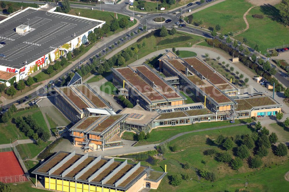 Aerial image FREITAL - Blick auf das Berufliche Schulzentrum für Technik und Wirtschaft, „Otto Lilienthal“ Freital. Kontakt: Otto-Dix-Str. 2, 01705 Freital, Tel. +49 (0)351 649630, Fax +49 (0)351 6496399, e-mail: kontakt@bsz-freital.de