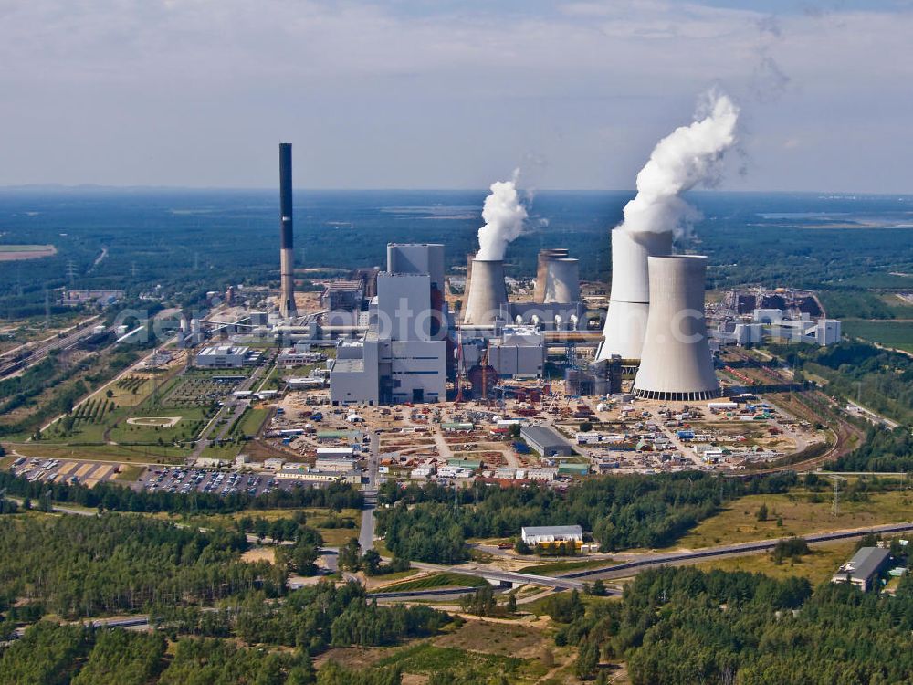 Boxberg from above - Das Braunkohlekraftwerk Boxberg an der Alten Bautzener Straße in Boxberg / Oberlausitz. Der Betreiber des Kraftwerks ist Vattenfall Europe. The brown coal power station Boxberg at the Alte Bautzener Strasse in Boxberg / Oberlausitz.