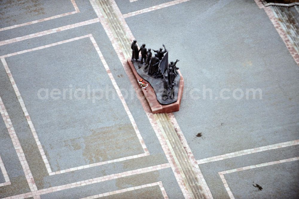 Aerial photograph Weimar - View of the monument on the Ettersberg in Weimar, which was part of the Buchenwald concentration camp. The group of figures was designed by Fritz Cremer Designed and restored during 2002 and 2005. It is dedicated to the resistance movement in the camp