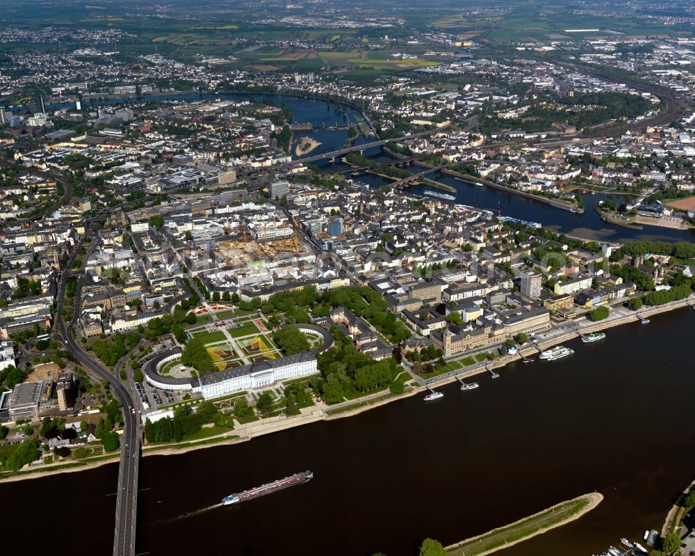 Aerial image Koblenz - Deutsches Eck (German Corner) in Koblenz in the state of Rhineland-Palatinate. The corner is an artificial headland where the Moselle joins the Rhine. It is the city's landmark