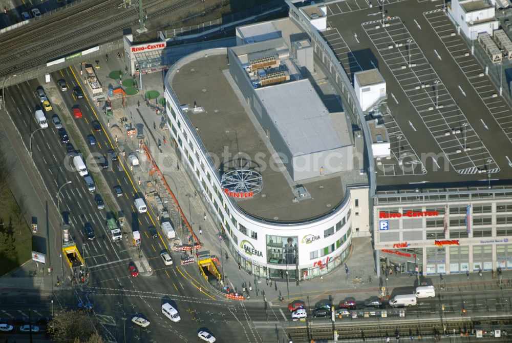 Aerial photograph Berlin - Das fertige Ringcenter 3 der ECE GmbH an der Frankfurter Allee in Berlin-Friedrichshain am Eröffnungstag.