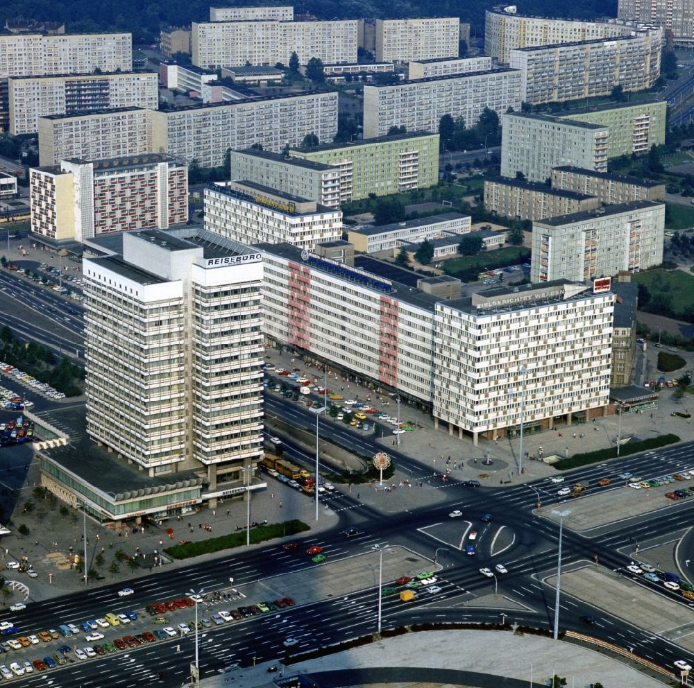 Aerial photograph Berlin - The House of Travel at the Otto-Braun-Strasse corner Alexan der Street in Berlin. In the background the residential area on the minor road can be seen