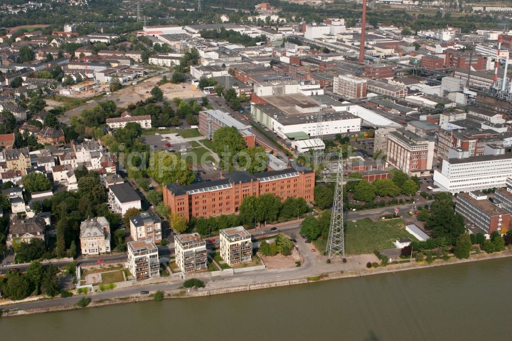 Wiesbaden from above - View on the district Biebrich. Along the Rheingaustrasse are the Hessian State Office for Environment and Geology (HLUG) as well as an industrial and residential area. The district lies along the banks of the Rhine in Wiesbaden in Hesse