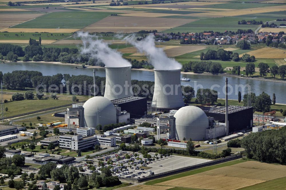 Aerial photograph Biblis - Das Kernkraftwerk in Biblis. Der Betreiber des Kraftwerks ist die RWE Power AG. Nuclear power station in Biblis.