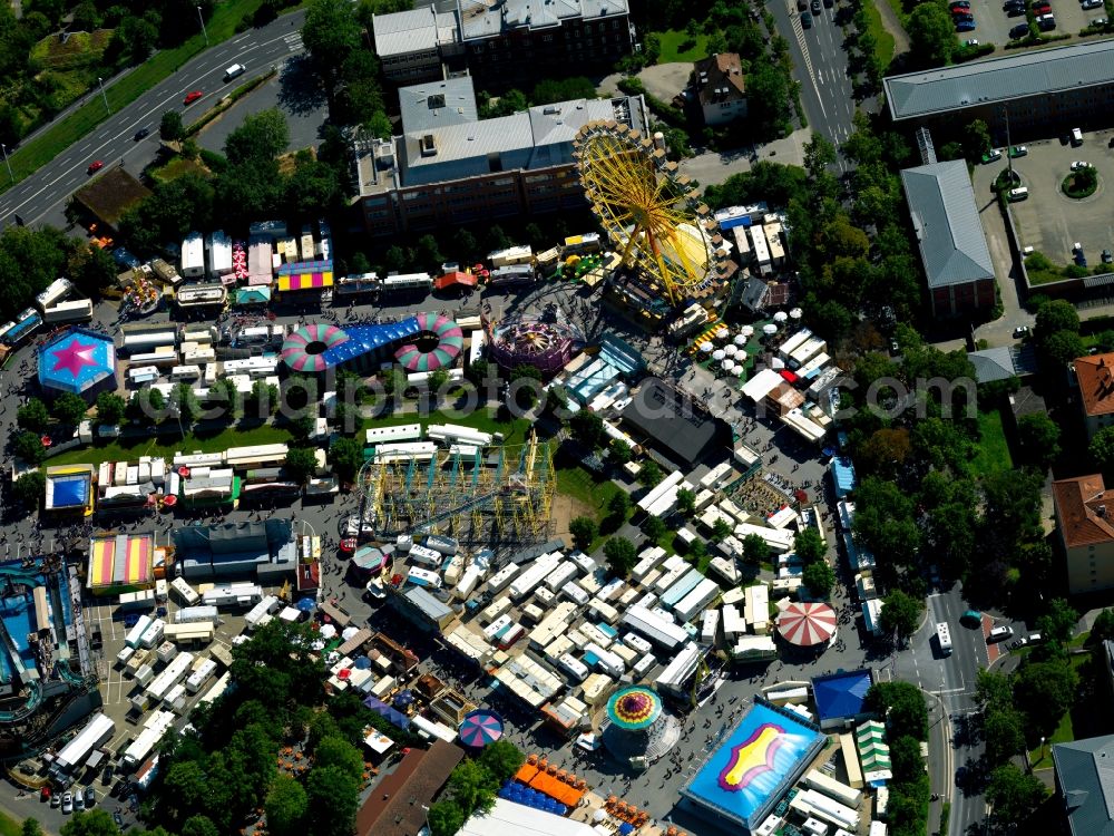 Aerial image Würzburg - The Kiliani Fair on the parking lot Talavera in the Zellerau part of Würzburg in the state of Bavaria. The two week festival honoring the name day of Saint Kilian offers different attractions such as a Ferris wheel, restaurants and beer dents