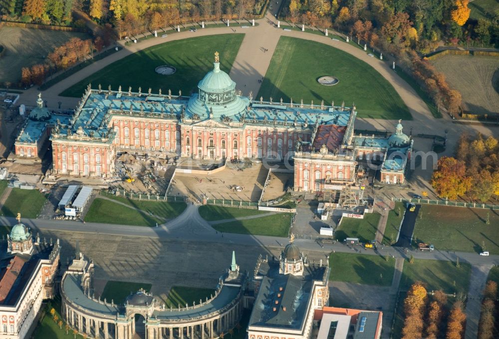 Potsdam from the bird's eye view: View of the New Palace in Potsdam and the communs