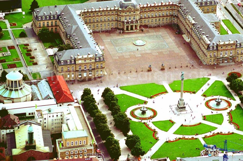 Aerial image Stuttgart / Baden - Würtemberg Stuttgart / Baden - Würtemberg - Neuen Schloss Stuttgart. Heute beherbergt das Neue Schloss Ministerien baden-württembergischen Landesverwaltung und Repräsentationsräume. Neues Schloss, Schlossplatz, 70173 Stuttgart