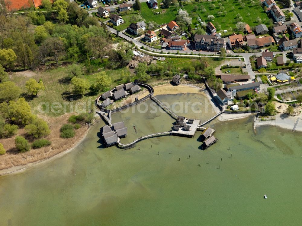 Aerial photograph Uhldingen-Mühlhofen - The Pfahlbaumuseum Unteruhldingen is located on Lake Constance archaeological open air museum with an attached museum, the archaeological finds and replicas of pile villages from the Stone and Bronze Age presents. By 1922, the year, it counted 6,000 visitors, so it is one of the largest open-air museums in Europe. It includes the time (2010) 23 stilt houses