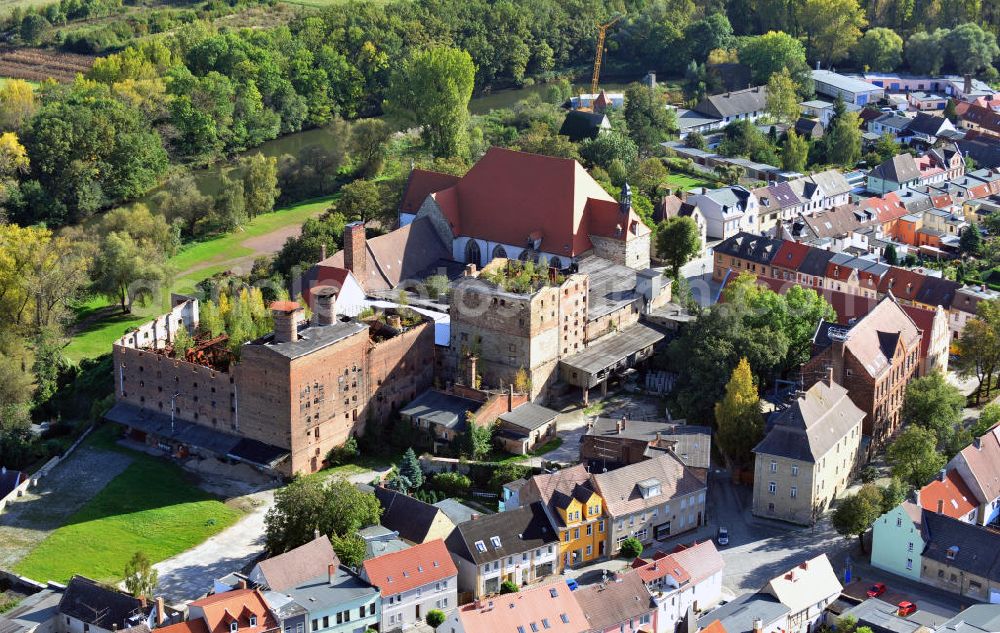 Nienburg / Saale from above - View of the ruins of the old malting building near the Schloss street in Nienburg an der Saale in Saxony-Anhalt