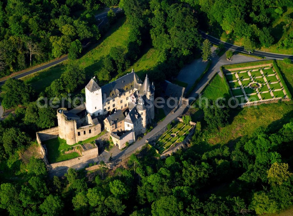 Aerial image Sankt Johann - The castle stands northwest of Bürresheim Mayen on a rocky outcrop in Nettetal. It belongs to the local church St. Johann. Built in the 12th Century Bürresheim mentioned his former owners for the first time 1157th