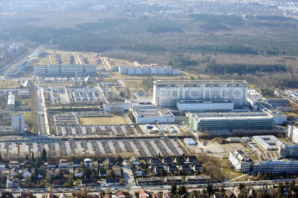 München-Großhadern from the bird's eye view: Das Universitätsklinikum Großhadern der Universität München an der Marchioninistraße im Münchener Stadtteil Großhadern. The university hospital Grosshadern of the University Munich at the Marchioninistrasse in the Munich district Grosshadern.