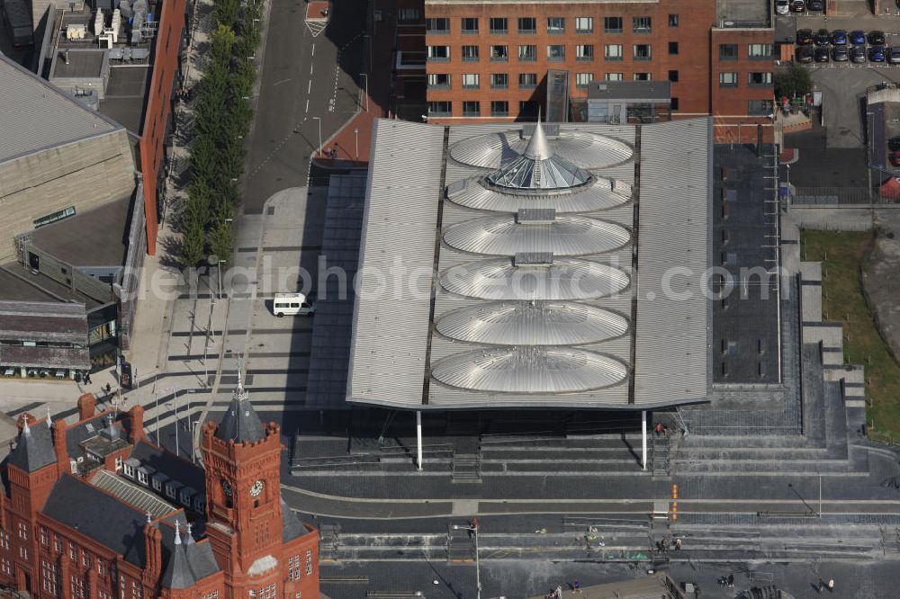 Aerial image Cardiff - Blick auf den 2006 eröffneten Neubau des walisischen Parlaments, dem Senedd. View of the new building of the Welsh Assembly, the Senedd, opened in 2006.