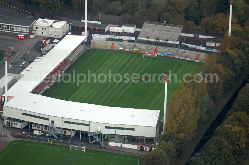 Ahlen from above - Blick auf das Wersestadion. Das reihne Fußballstaion wurde 1997 erbaut und ist die Spielstätte des Fußballvereins Rot-Weiß Ahlen. Es fast ca. 10.500 Zuschauer. Kontakt: ROT WEISS AHLEN e.V., August-Kirchner-Straße 14, 59229 Ahlen, Tel. 02382 / 96 88 90 11,