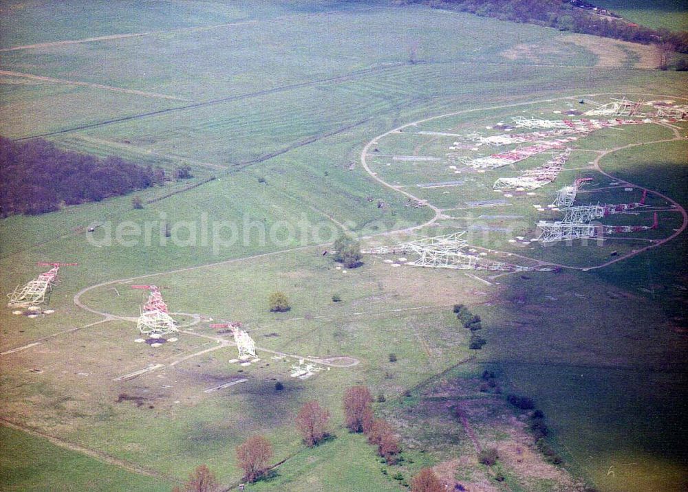 Aerial photograph Nauen / Brandenburg - Demontage der ehem. Sendeanlagen des Deutschlandradio bei Nauen / Brandenburg.