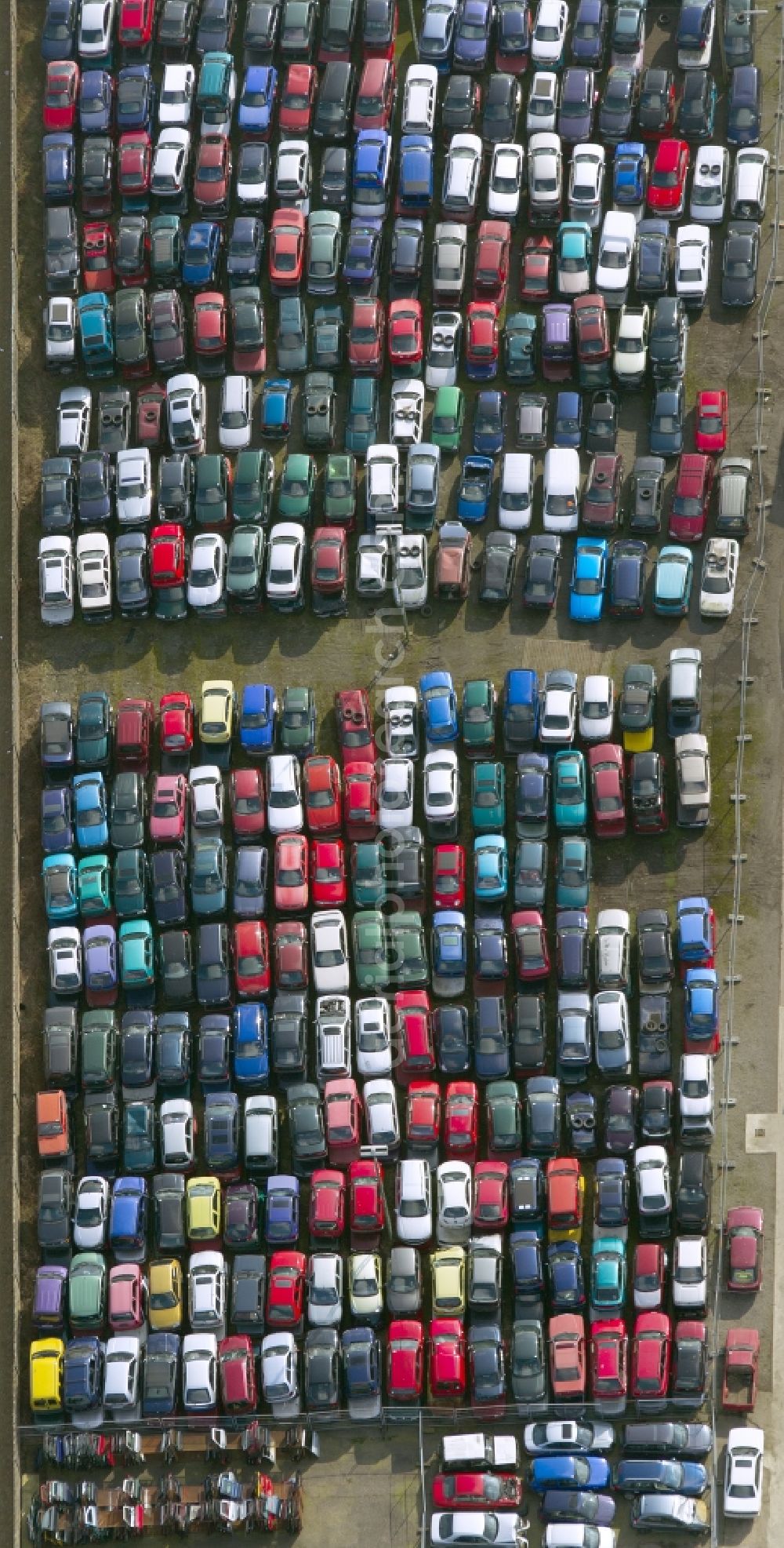 Aerial image Kleve - View of the dismantling firm car exploitation Karl Bettray in Cleves in the state North Rhine-Westphalia