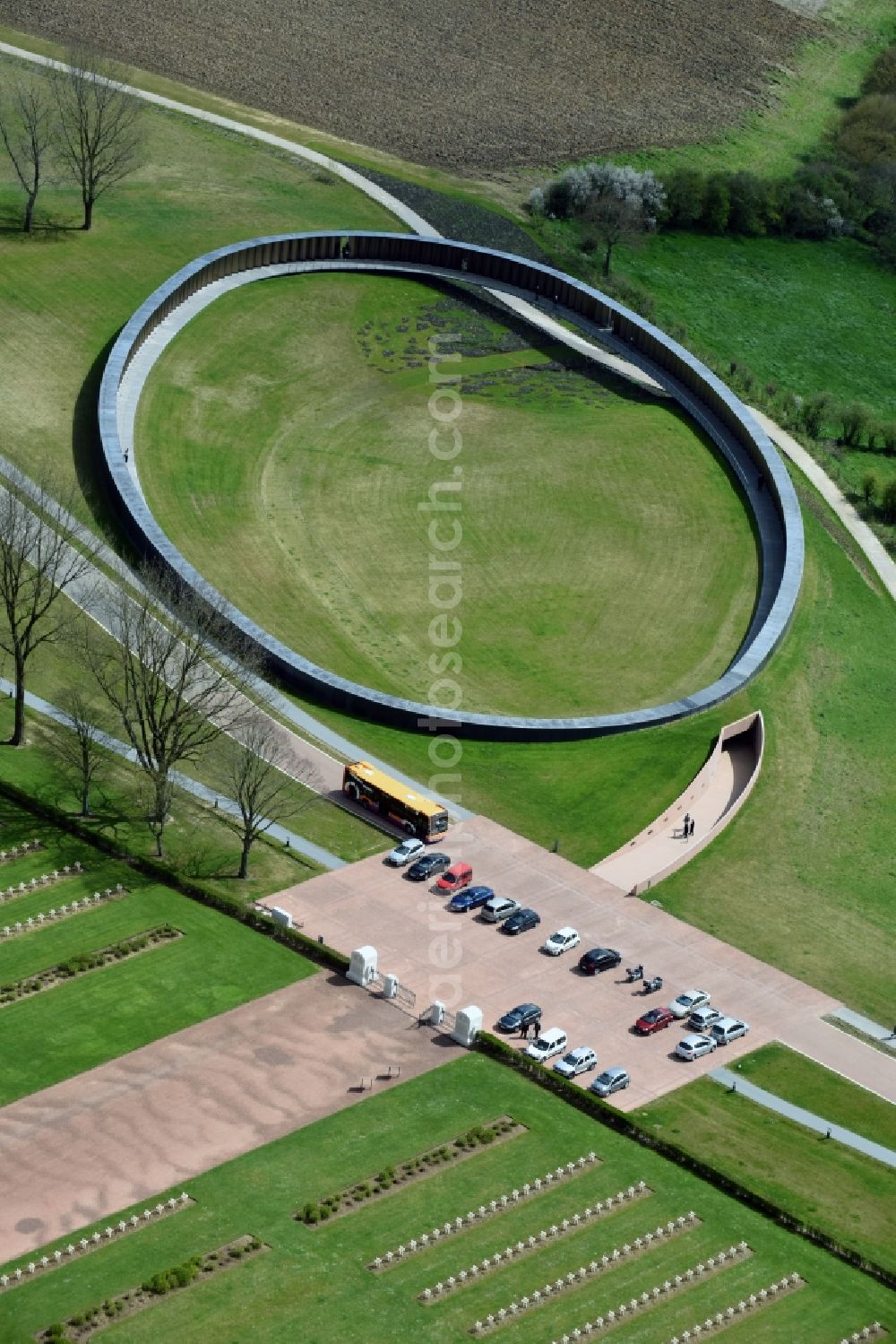 Ablain-Saint-Nazaire from the bird's eye view: Memorial Ring of Remembrance on the premises of the cemetery Notre Dame de Lorette in Ablain-Saint-Nazaire in Nord-Pas-de-Calais Picardy, France. The cemetery is the world's largest French military cemetery