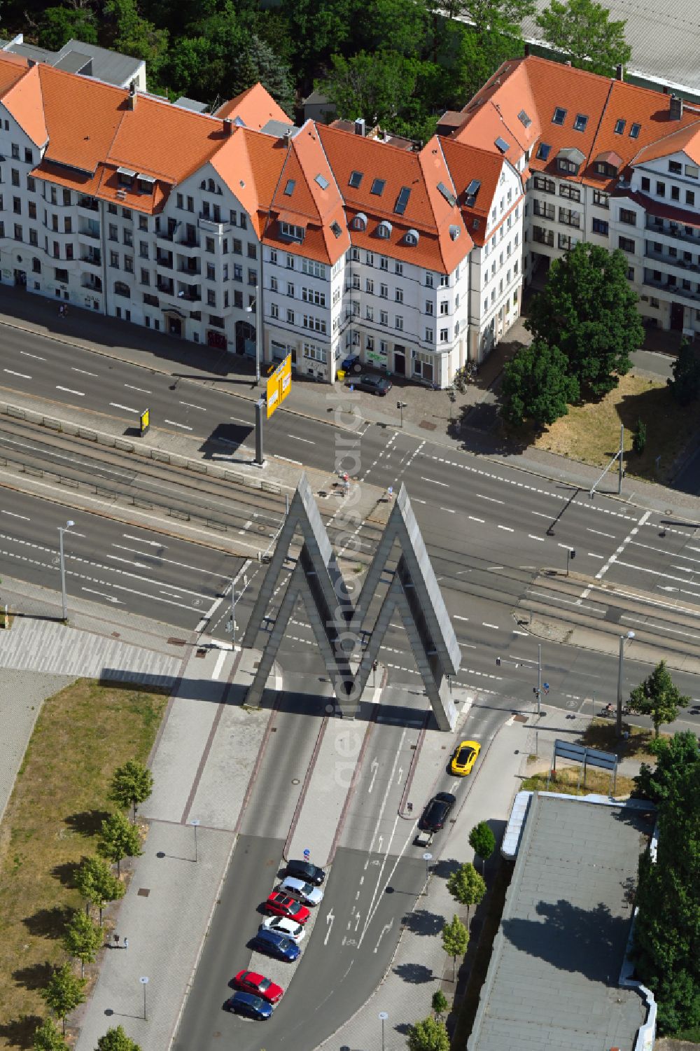 Leipzig from the bird's eye view: Monument Leipziger Messe at the entrance to the Alte Messe in the district Zentrum-Suedost in Leipzig in the state Saxony, Germany