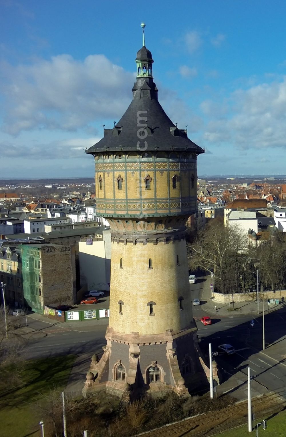 Aerial photograph Halle - View of the listed water tower north in Halle im Sachsen-Anhalt