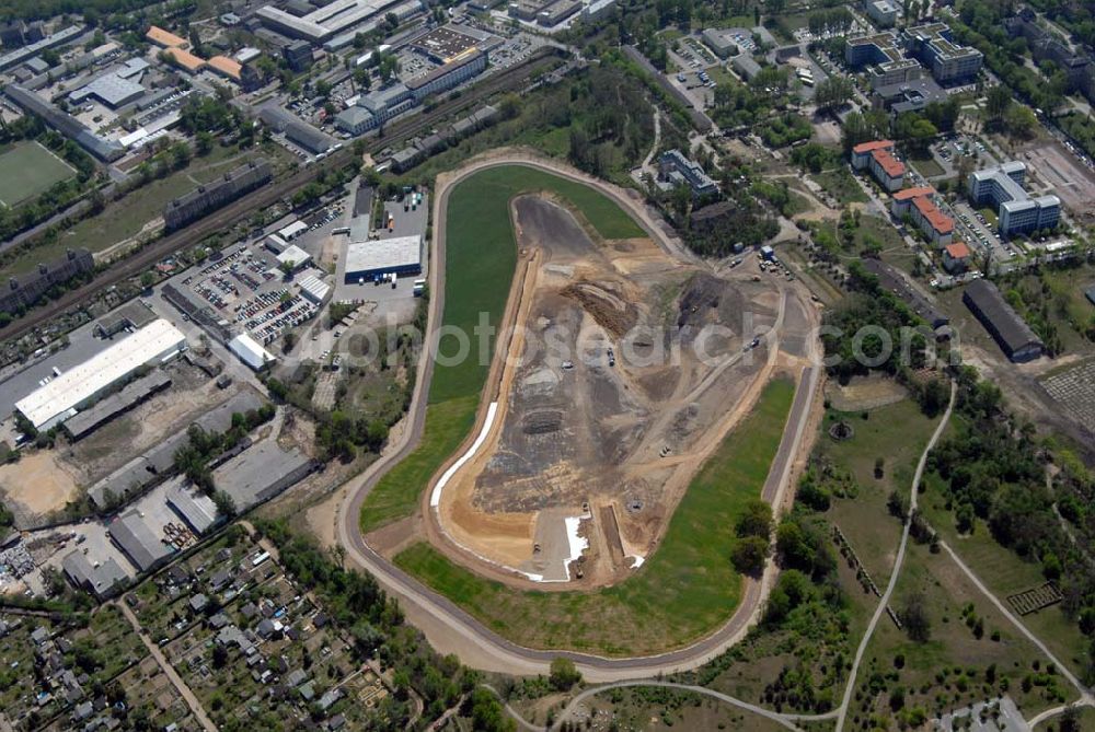 Aerial photograph Dresden - 10.05.2006 Dresden (Sachsen) Blick auf die Deponieanlagen der Stadtbetriebe Dresden an der Radeburger Straße in 01129 Dresden