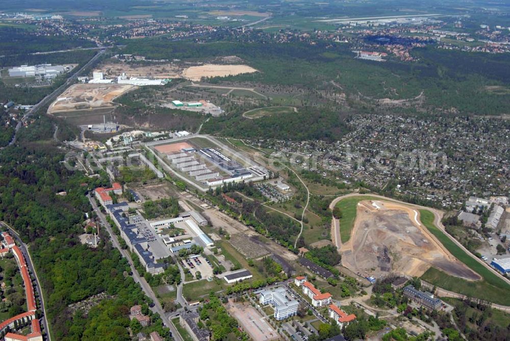 Aerial photograph Dresden - 10.05.2006 Dresden (Sachsen) Blick auf die Deponieanlagen der Stadtbetriebe Dresden an der Radeburger Straße in 01129 Dresden