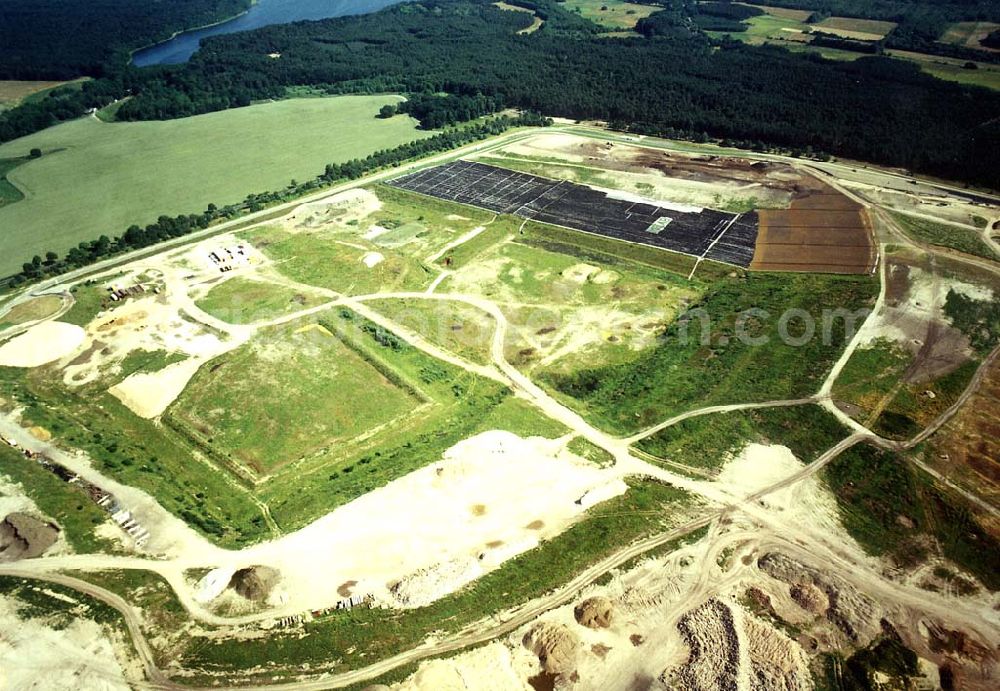 Mittenwalde / BRB from above - Depotgelände der MEAB Märkische Entsorgungsanlagen-Betriebsges. mbH HMD Siedlungsabfall-Deponie Betr.-Teil Schöneiche (033764) 70-0 Am Galluner Kanal 15749 Mittenwalde Mark*