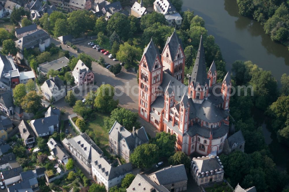 Aerial image Limburg an der Lahn - The Limburg Cathedral on Cathedral Square on the banks of the Lahn in Limburg an der Lahn in Hesse