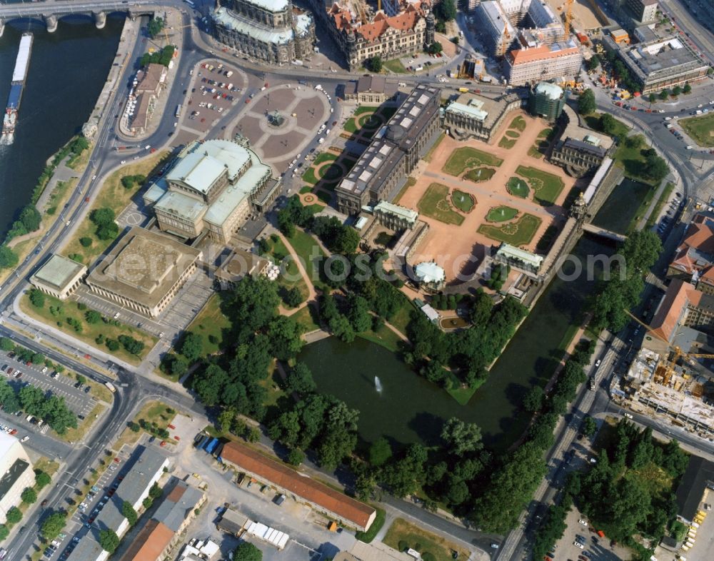 Aerial image Dresden - The Zwinger Palace and its surroundings in Saxony. On the left is the Semperoper at Theater Square