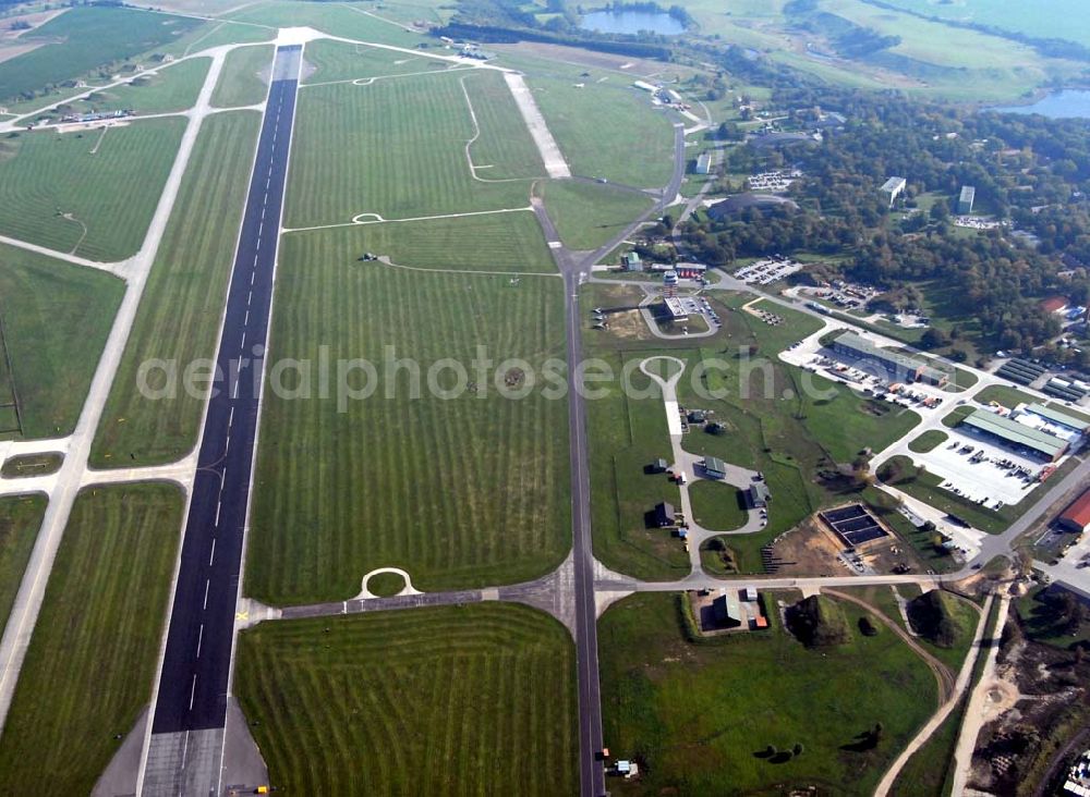 Aerial image Neubrandenburg - Blick auf den Flughafen Neubrandenburg-Trollenhagen. Kontakt: Flughafen Neubrandenburg - Trollenhagen GmbH, Flughafenstr. 10, 17039 Trollenhagen; Tel.: (0395) 45 54 0 Fax: (0395) 45 54-200