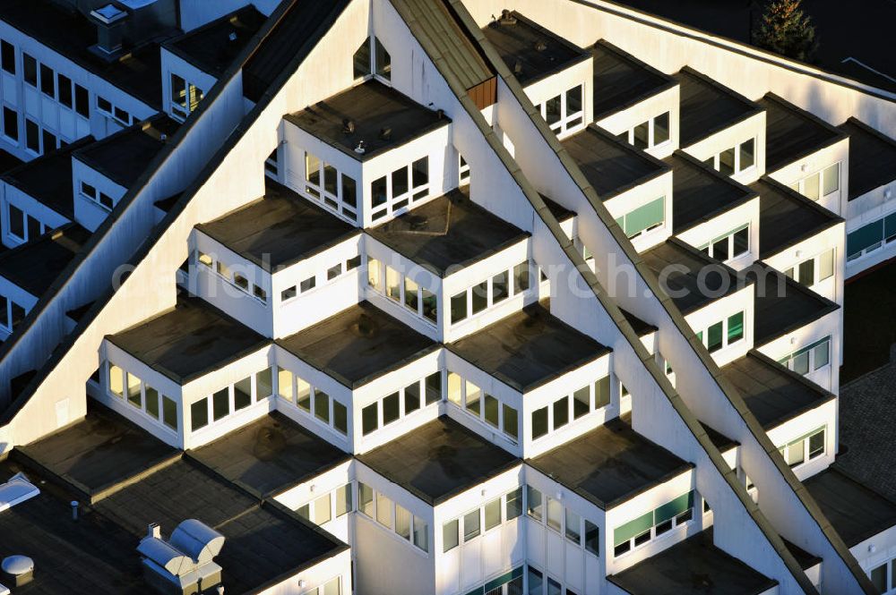 Kolkwitz from the bird's eye view: View of the complex I.T.R. Pyramids, which is hired as office space, conference and training room. It consists of two pyramid-like buildings with wings, which are connected by a connecting structure