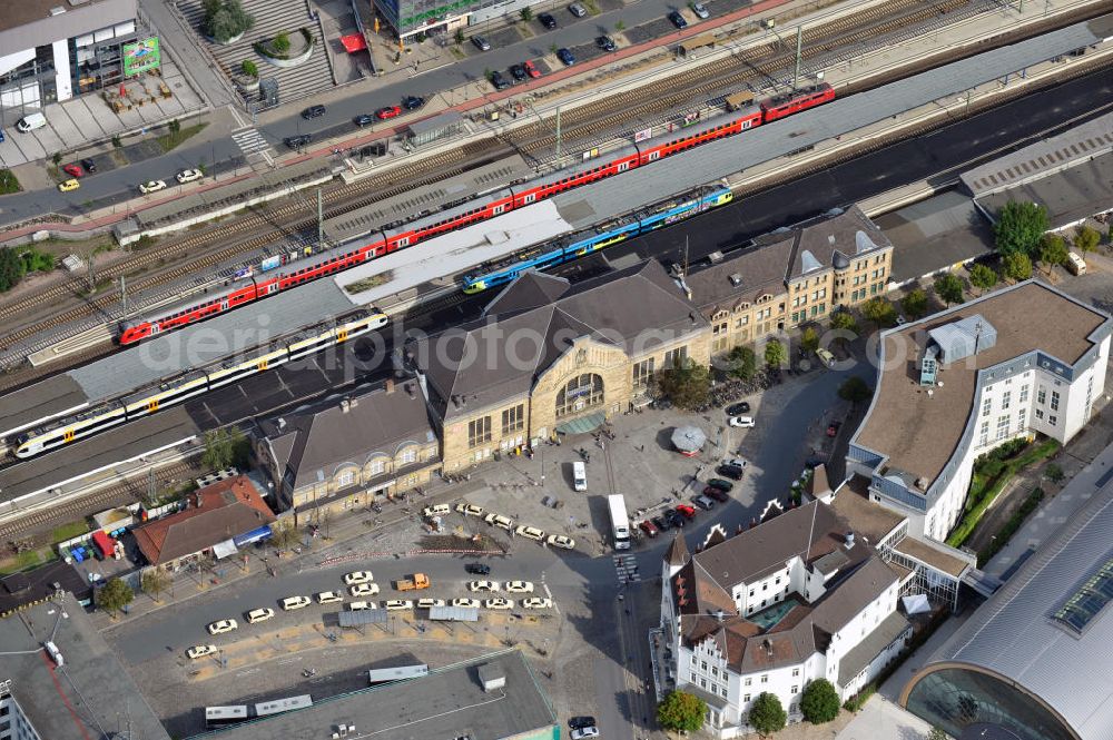 Bielefeld from the bird's eye view: View of the main station Bielefeld, the main railway station in the region of East Westphalia-Lippe. In 2006, the transit station was redeveloped