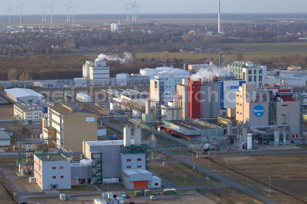 Aerial photograph Bitterfeld - Wolfen - Der Industriepark Bayer-Bitterfeld an der Salegaster Chaussee in Bitterfeld-Wolfen. Inhaber des Parks ist die Bayer Bitterfeld GmbH. The industrial estate / park Bayer Bitterfeld at the Salegaster Chaussee in Bitterfeld-Wolfen.