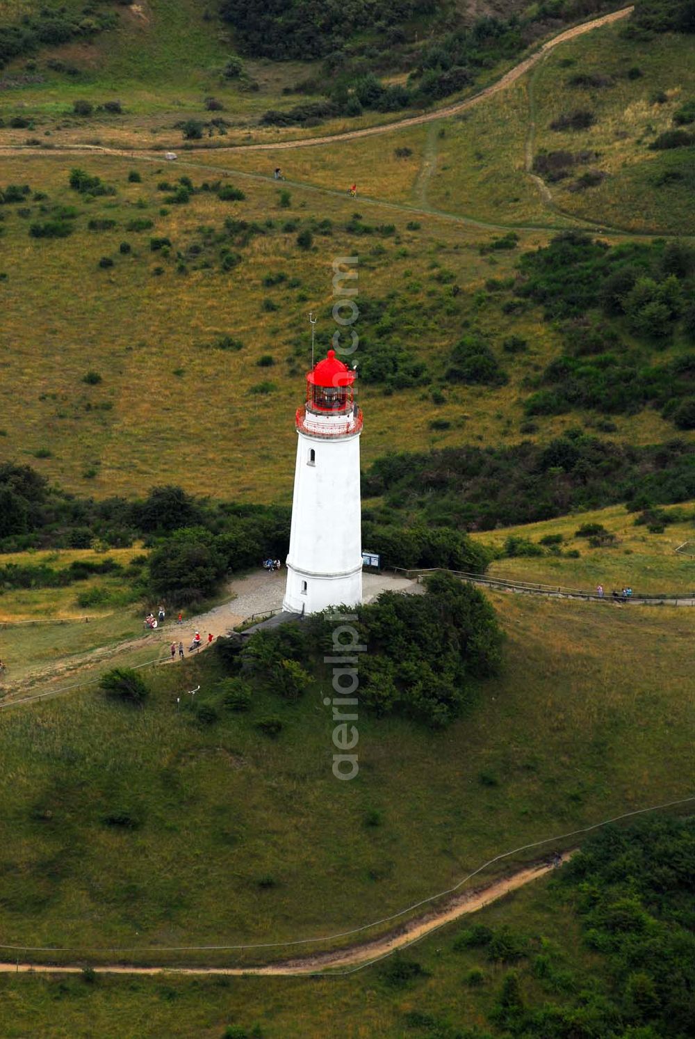 Hiddensee (Rügen) from the bird's eye view: Der Leuchtturm Dornbusch auf Hiddensee. Der 28 Meter hohe Turm wurde 1888 erbaut und in Betrieb genommen. Heute ist er außerdem ein beliebter Aussichtspunkt und gilt als Wahrzeichen Hiddensees.