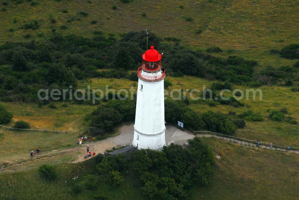 Hiddensee (Rügen) from above - Der Leuchtturm Dornbusch auf Hiddensee. Der 28 Meter hohe Turm wurde 1888 erbaut und in Betrieb genommen. Heute ist er außerdem ein beliebter Aussichtspunkt und gilt als Wahrzeichen Hiddensees.