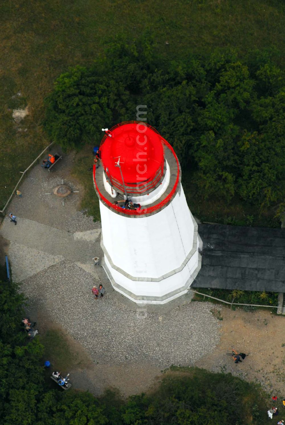 Aerial image Hiddensee (Rügen) - Der Leuchtturm Dornbusch auf Hiddensee. Der 28 Meter hohe Turm wurde 1888 erbaut und in Betrieb genommen. Heute ist er außerdem ein beliebter Aussichtspunkt und gilt als Wahrzeichen Hiddensees.