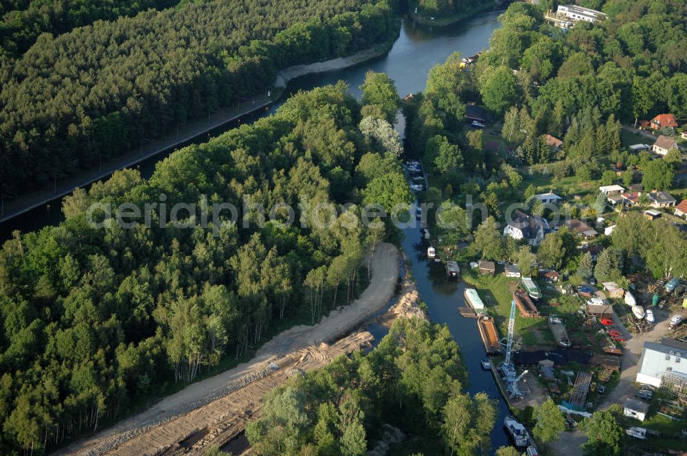 Aerial image Finowfurt - Blick auf den Oder-Havel-Kanal. Er verbindet die Havel vom Nieder Neundorfer See mit Hohensaaten an der Oder. Gebaut wurde er von 1906 bis 1914 um den Finowkanal zu entlasten. Kontakt: Wasser und Schifffahrtsverwaltung des Bundes (WSV), Referat WS16, Verkehrstechnik, IT und Öffentlichkeitsarbeit in der Wasser- und Schifffahrtsverwaltung, Robert-Schuman-Platz 1, 53170 Bonn, Tel. 03677 / 669-0