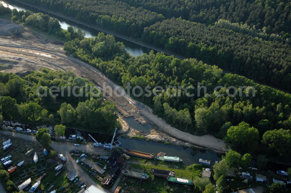 Finowfurt from the bird's eye view: Blick auf den Oder-Havel-Kanal. Er verbindet die Havel vom Nieder Neundorfer See mit Hohensaaten an der Oder. Gebaut wurde er von 1906 bis 1914 um den Finowkanal zu entlasten. Kontakt: Wasser und Schifffahrtsverwaltung des Bundes (WSV), Referat WS16, Verkehrstechnik, IT und Öffentlichkeitsarbeit in der Wasser- und Schifffahrtsverwaltung, Robert-Schuman-Platz 1, 53170 Bonn, Tel. 03677 / 669-0