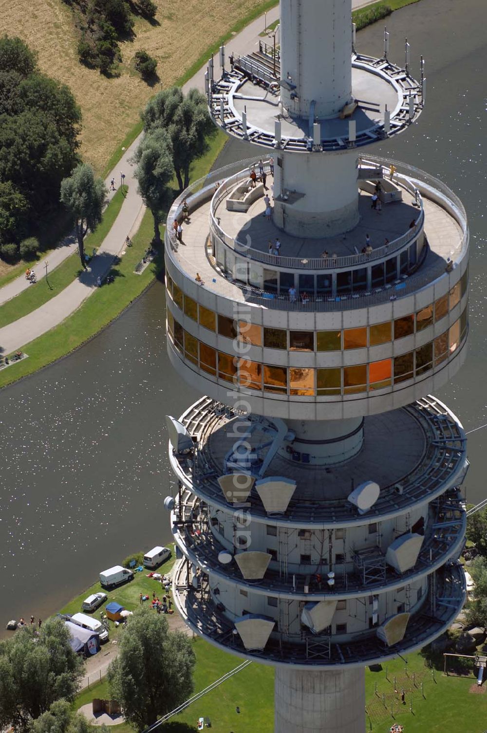 Aerial photograph München - Der Olympiaturm ist ein Fernsehturm in München und eines der Wahrzeichen des Olympiaparks. Mit Antenne ist er 291,28 m hoch. Munich 2007/07/15 The Olympiatower is a television tower in Münich and one of the Olympiapark's landmark. Including the antenna, it is 291,28 meters high.