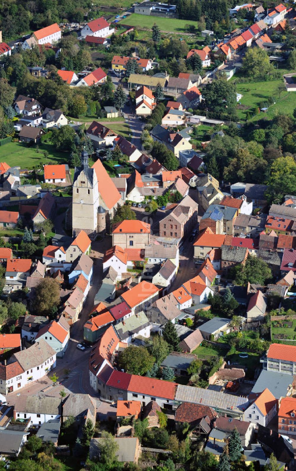 Aerial photograph Wettin-Löbejün - View of Löbejün, a district of Wettin-Löbejün in Saale county of Saxony-Anhalt. The village was first mentioned in 961