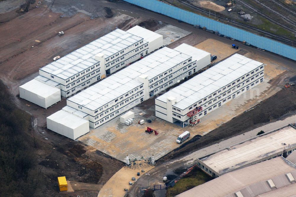 Aerial photograph Mülheim OT Styrum - View of the container construction of the Ruhr West University of engineering schience in Mülheim-Styrum. The Imoba Immobilien GmbH creates temporary classrooms untill the actual new university building is finished