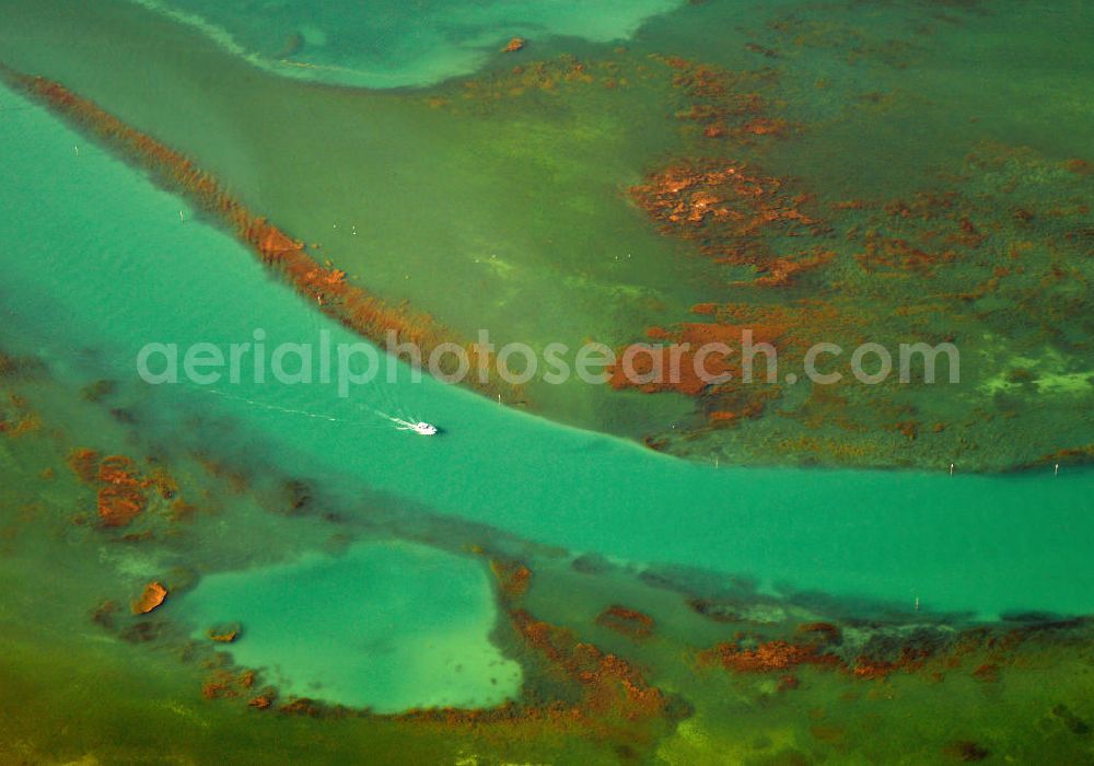 Aerial photograph Stein am Rhein - View of the Rhine river at the effluent of the Boden lake, which describes the border between Germany and Switzerland. The flow of the river at this point is still very slow, so that sandbars in the river bed could form, although they have to be trenched for shipping traffic