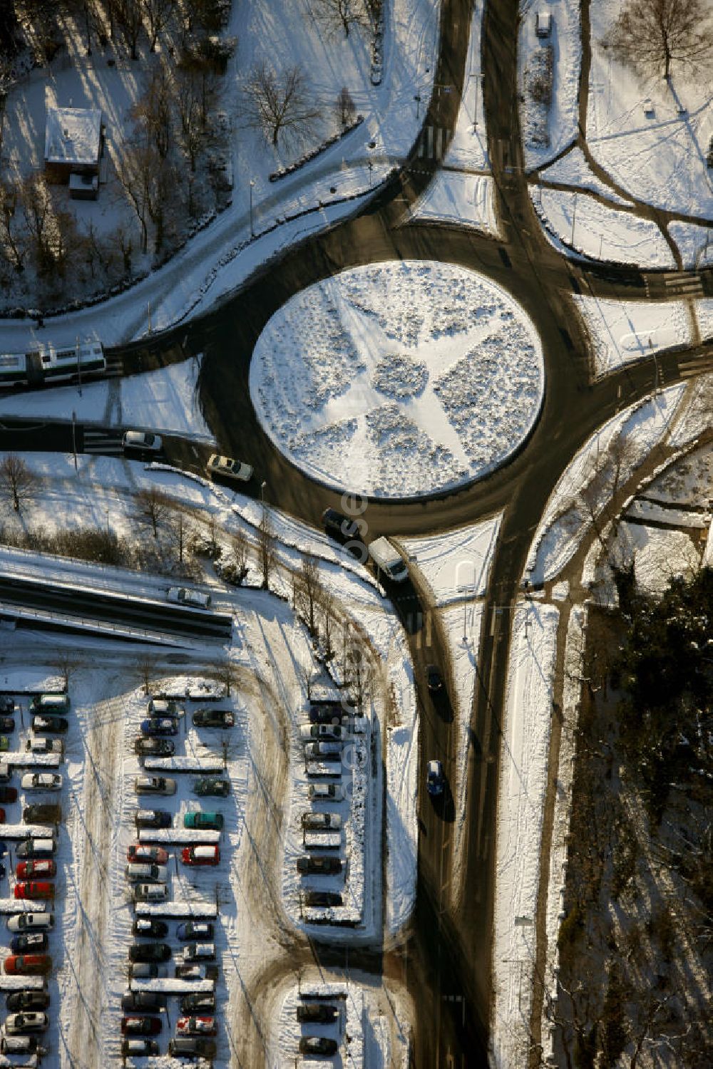 Oberhausen from above - View at the traffic circle between Concordia street and Hansa street near the central train station Oberhausen