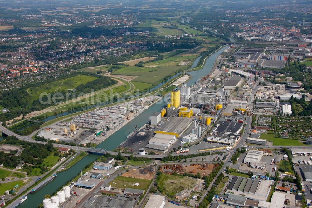 Aerial photograph HAMM - Area of the Hamm City Harbor in North Rhine-Westphalia. The harbor is a logistics center at Datteln-Hamm-Canal. It is the second largest canal port in Germany and is operated by the Hafen Hamm GmbH