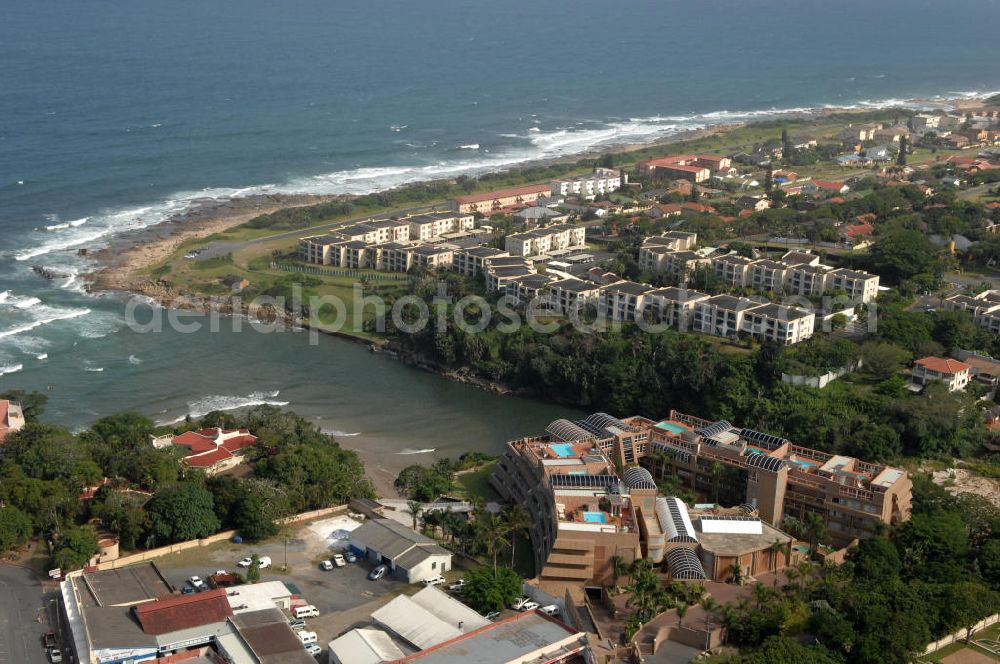 Aerial photograph UVONGO - Townscape of St. Micheal's on Sea, a district of Uvongo, South Africa. Uvongo is a seaside resort south of Port Shepstone with a lot of hotels and holiday homes. It is the largest residental area on the South Coast of Africa. In the right-hand corner lies the Uvago Falls Penthouse