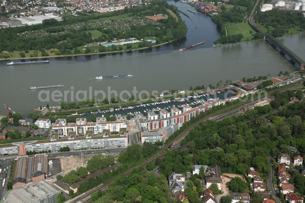 Aerial photograph Mainz - Development area of the winter harbor on the banks of the River Rhine in Mainz in Rhineland-Palatinate