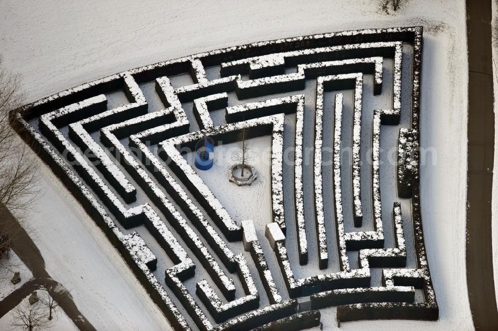 Berlin from above - Wintry Labyrinth area of the Marzahn Recreational Park