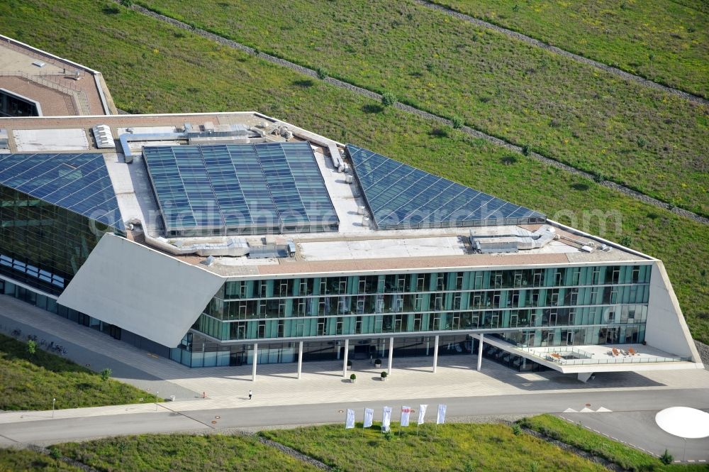 Wolfsburg from above - The MobileLifeCampus in the district Hageberg. In the building complex, which was developed and designed by Henn Architekten and opened in 2006, AutoUni and parts of Volkswagen of information technology are housed